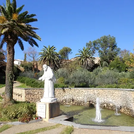 Oasi Francescana Sant'ignazio Da *